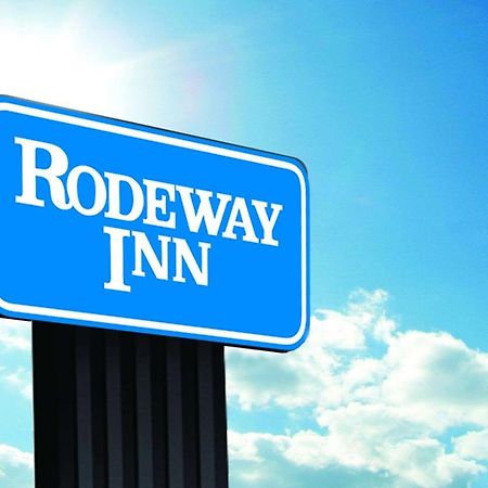 Rodeway Inn Little Falls Bagian luar foto